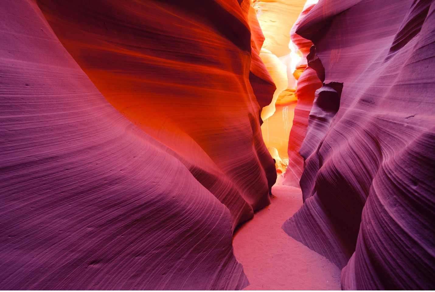vibrant colors and light in a slot canyon